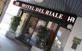 Hotel Del Riale