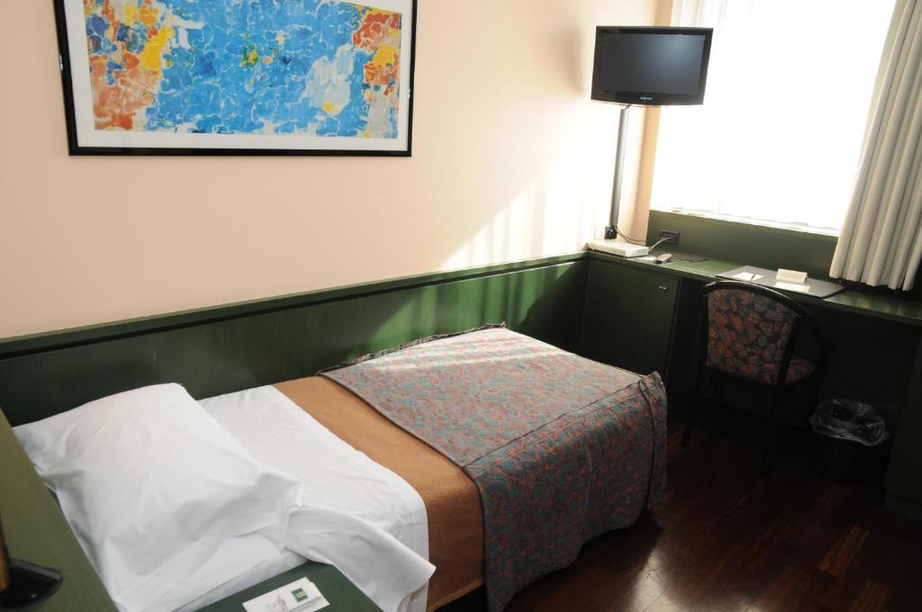 Hotel Del Riale Parabiago Extérieur photo