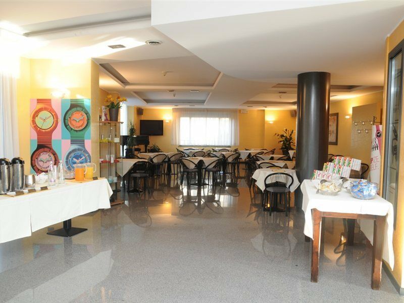 Hotel Del Riale Parabiago Extérieur photo
