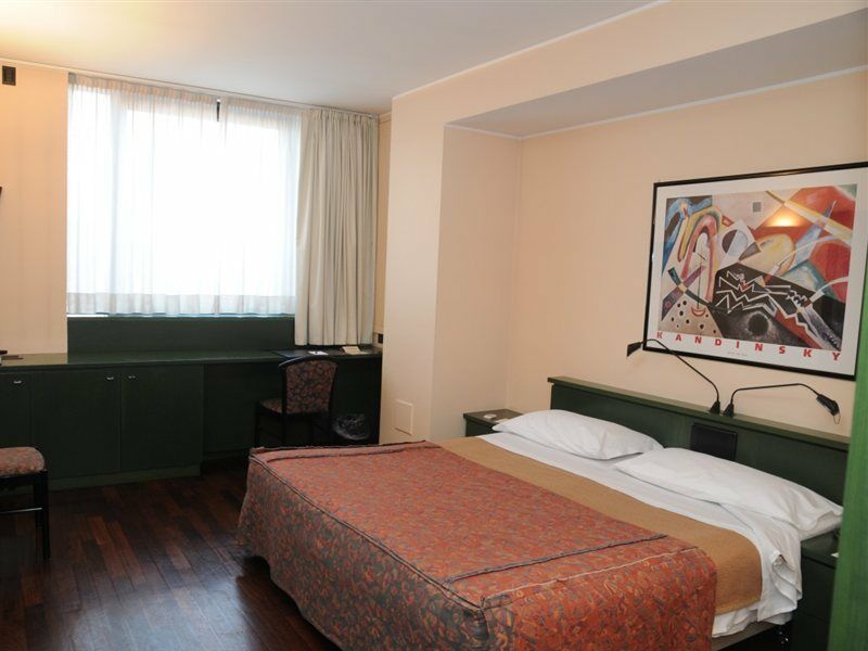 Hotel Del Riale Parabiago Extérieur photo